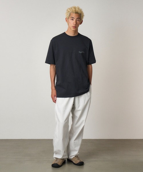 Gramicci(グラミチ)の「GECKO TEE|ゲッコーTシャツ(Tシャツ/カットソー・メンズ・ブラック系その他/ベージュ/ホワイト・M/L/XL/XXL/S)」の1枚目の写真