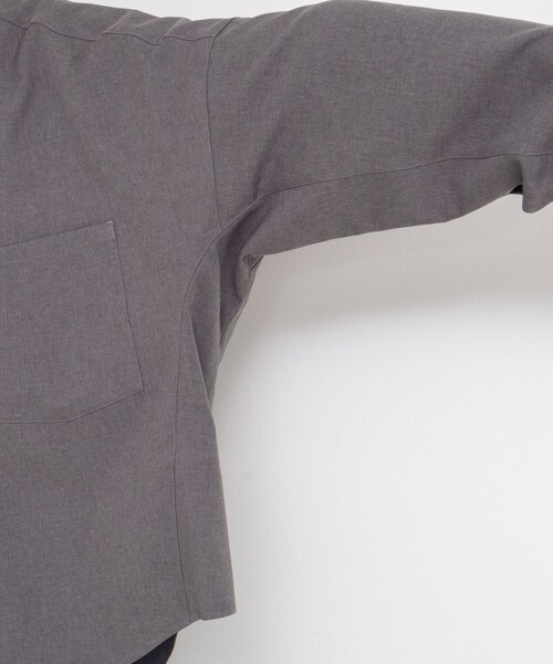 Rie Miller（リエミラー）の「《セットアップ対応》オープンカラービッグシルエットシャツ（シャツ/ブラウス・レディース・ネイビー/オリーブ/グレー・38）」の8枚目の写真