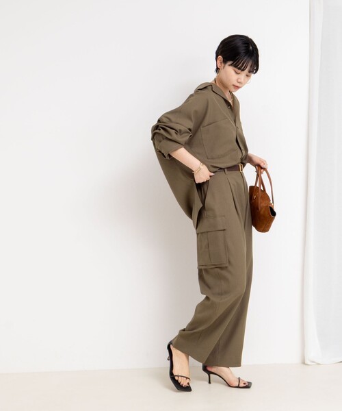 Rie Miller（リエミラー）の「《セットアップ対応》オープンカラービッグシルエットシャツ（シャツ/ブラウス・レディース・ネイビー/オリーブ/グレー・38）」の12枚目の写真