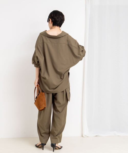 Rie Miller（リエミラー）の「《セットアップ対応》オープンカラービッグシルエットシャツ（シャツ/ブラウス・レディース・ネイビー/オリーブ/グレー・38）」の13枚目の写真