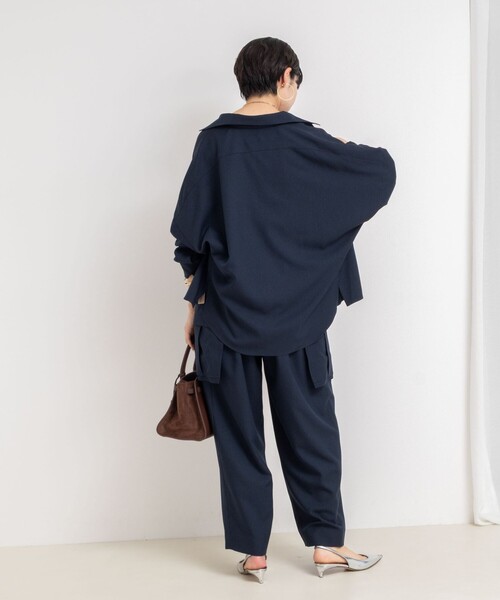 Rie Miller（リエミラー）の「《セットアップ対応》オープンカラービッグシルエットシャツ（シャツ/ブラウス・レディース・ネイビー/オリーブ/グレー・38）」の19枚目の写真