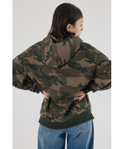 RODEO CROWNS WIDE BOWL（ロデオクラウンズワイドボウル）の「SHARE PATTERN Wジップ パーカー（パーカー・レディース・カモフラージュ・MEDIUM/LARGE）」の4枚目の写真