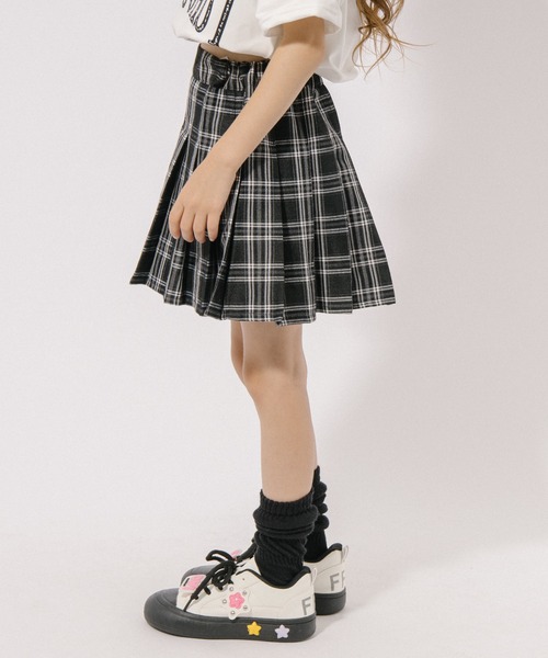 URBAN CHERRY（アーバンチェリー）の「【インナーパンツ付】グレンチェックプリーツスカート（スカート・キッズ・レッド/ブラック/イエロー・140cm/120cm/130cm/110cm/150cm）」の14枚目の写真