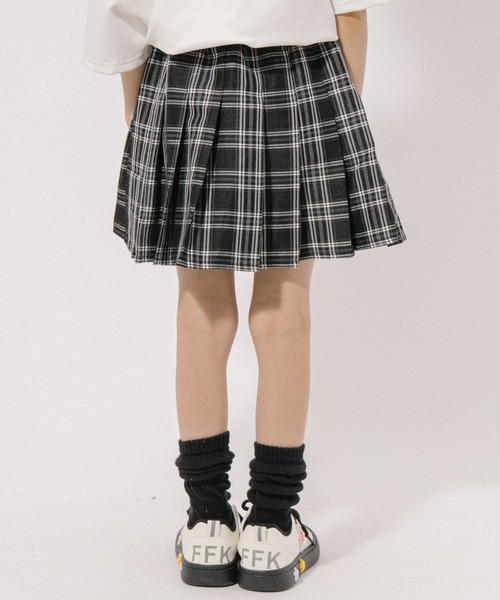 URBAN CHERRY（アーバンチェリー）の「【インナーパンツ付】グレンチェックプリーツスカート（スカート・キッズ・レッド/ブラック/イエロー・140cm/120cm/130cm/110cm/150cm）」の11枚目の写真