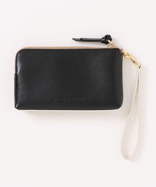 MARC JACOBS（マークジェイコブス）の「THE SNAPSHOT WRISTLET/ザ スナップショット リストレット（財布・レディース・ブラウン系その他・ONE SIZE）」の4枚目の写真