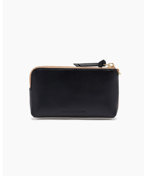 MARC JACOBS（マークジェイコブス）の「THE SNAPSHOT WRISTLET/ザ スナップショット リストレット（財布・レディース・ブラウン系その他・ONE SIZE）」の6枚目の写真
