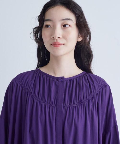conges payes ADIEU TRISTESSE（コンジェ ペイエ アデュートリステス）の「シャーリングネックワンピース（ワンピース・レディース・チャコールグレー/パープル・38）」の22枚目の写真