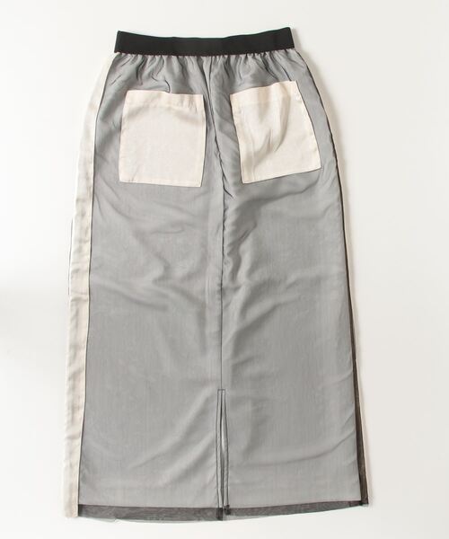 DIP IN CHOCOLATE(ディップインチョコレート)の「サイドラインジャージスカート【DIP IN CHOCOLATE】(スカート・レディース・ブラック/チャコールグレー/オフホワイト・F)」の4枚目の写真