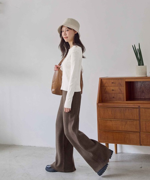 CHAN ME(チャンミ)の「ツイストラインニットパンツ(その他パンツ・レディース・ブラウン/ベージュ/ブラック/グレー・SMALL/MEDIUM/LARGE/X-LARGE)」の9枚目の写真