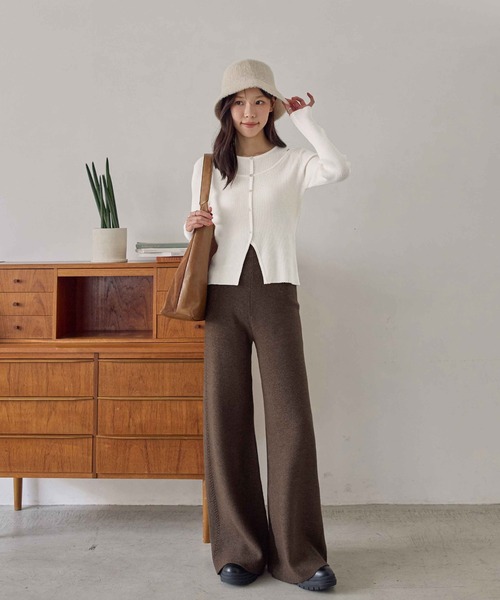 CHAN ME(チャンミ)の「ツイストラインニットパンツ(その他パンツ・レディース・ブラウン/ベージュ/ブラック/グレー・SMALL/MEDIUM/LARGE/X-LARGE)」の7枚目の写真
