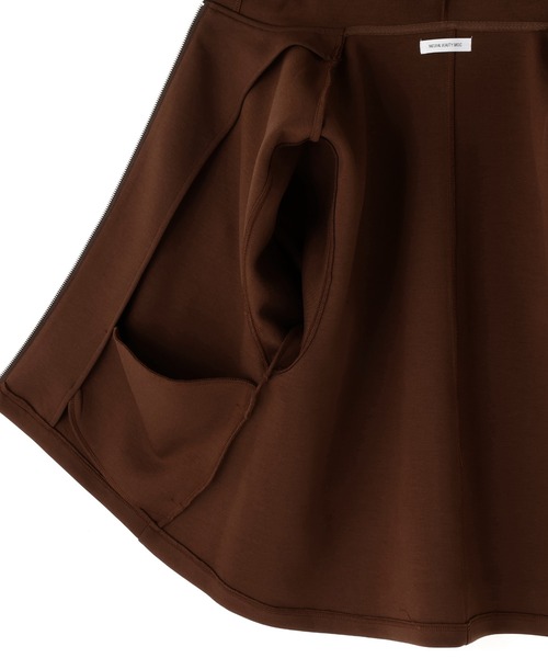 NATURAL BEAUTY BASIC（ナチュラルビューティーベーシック）の「◇テントラインダンボールパーカー（パーカー・レディース・ブラウン/オフホワイト/チャコールグレー・FREE）」の10枚目の写真