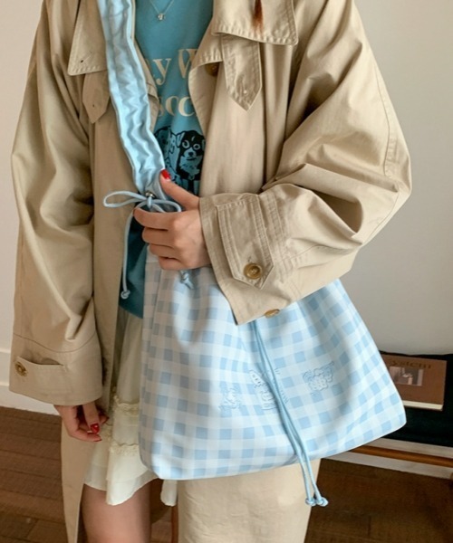 gossip！ロサンゼルス（ゴシップロサンゼルス）の「Y2Kチェック柄大容量ショルダーバッグ（A4収納可）（ショルダーバッグ・レディース・ピンク/ブルー/オフホワイト・FREE）」の15枚目の写真