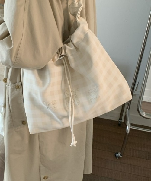 gossip！ロサンゼルス（ゴシップロサンゼルス）の「Y2Kチェック柄大容量ショルダーバッグ（A4収納可）（ショルダーバッグ・レディース・ピンク/ブルー/オフホワイト・FREE）」の20枚目の写真