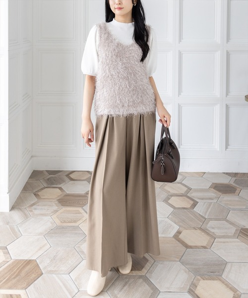 CLEAR BASIC（クリアベーシック）の「シャギーニットベスト[オフィスカジュアル 着回し抜群 大人]≪AW新作≫（ベスト・レディース・ベージュ/ブラック/ブラウン・F）」の6枚目の写真