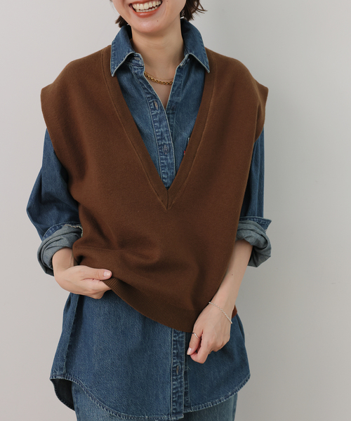 JOURNAL STANDARD relume(ジャーナルスタンダード レリューム)の「コットンカシミヤミックスVベスト(ベスト・レディース・チャコールグレー/ブラウン・FREE)」の1枚目の写真
