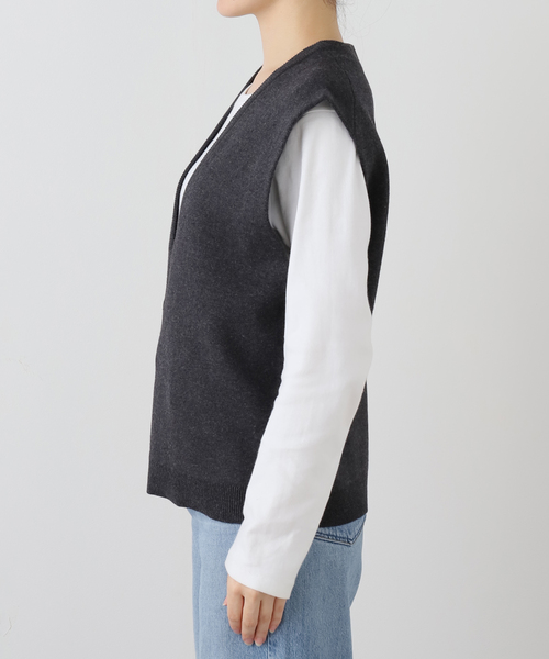 JOURNAL STANDARD relume(ジャーナルスタンダード レリューム)の「コットンカシミヤミックスVベスト(ベスト・レディース・チャコールグレー/ブラウン・FREE)」の18枚目の写真