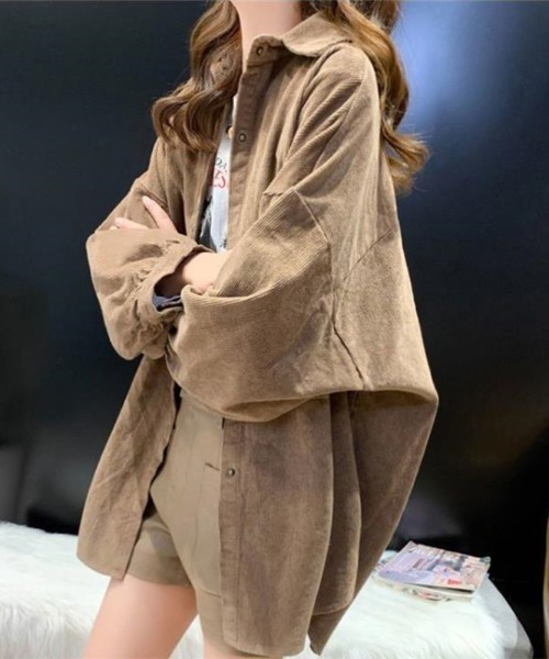 cammie(キャミー)の「コーディロイボリュームスリーブシャツ(シャツ/ブラウス・レディース・ライトブラウン/ブラック/パープル・M/L)」の8枚目の写真