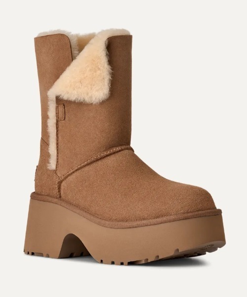 UGG(アグ)の「UGG/アグ/Esmee Boot/エスミー ブーツ/chestnut(ブーツ・レディース・ベージュ・8/6/7)」の2枚目の写真