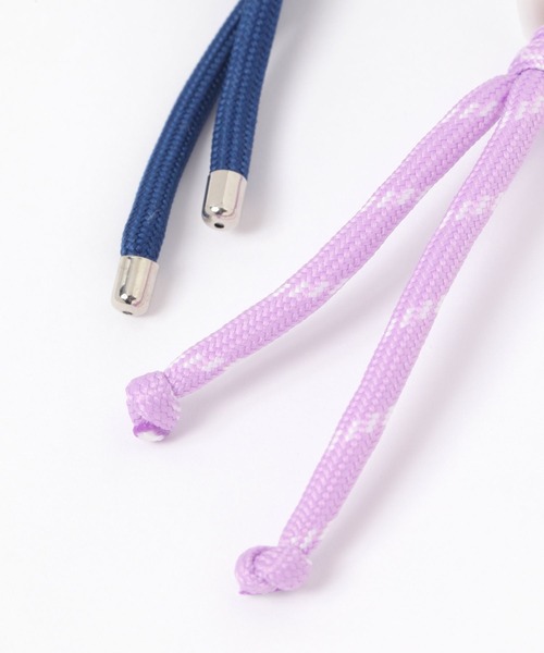 tiny tiny（ティニーティニー）の「LOVEパラコードチャーム[tiny tiny(ティニーティニー)]（チャーム・レディース・レッド/パープル/ブルー・0）」の9枚目の写真