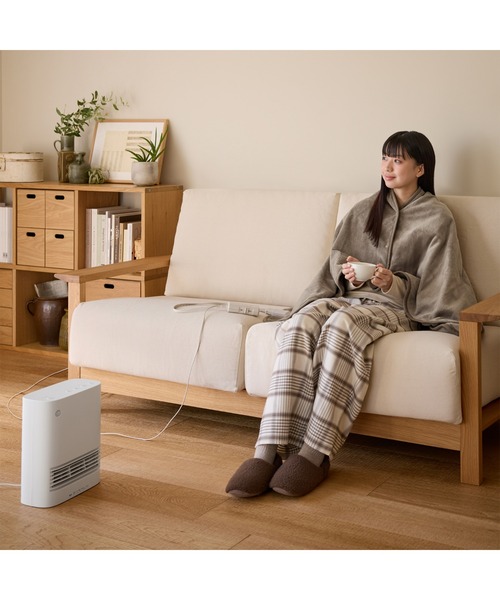 温風がすぐに出る セラミックファンヒーター 人感センサー付1100W