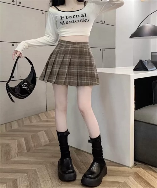 Dream garden(ドリームガーデン)の「チェック柄プリーツ ミニスカート(スカート・レディース・ブラウン/グレー・3XL/2XL/XL/L/M/S/XS)」の11枚目の写真