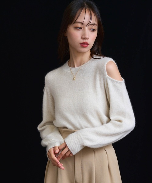 NOELA（ノエラ）の「オープンショルダーフォックスニット（ニット/セーター・レディース・ブラウン/ベージュ/オフホワイト・フリー）」の7枚目の写真