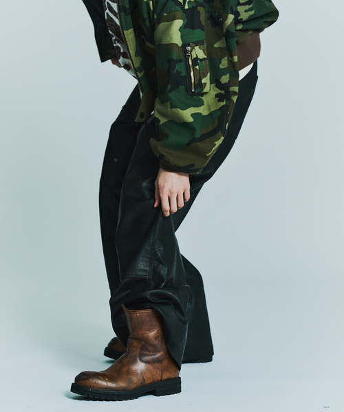 JOINT WORKS（ジョイントワークス）の「フェードレザー ダブルニーパンツ / Faded Faux Leather Double Knee Pants（その他パンツ・メンズ・ブラウン/ブラック・MEDIUM/LARGE）」の11枚目の写真