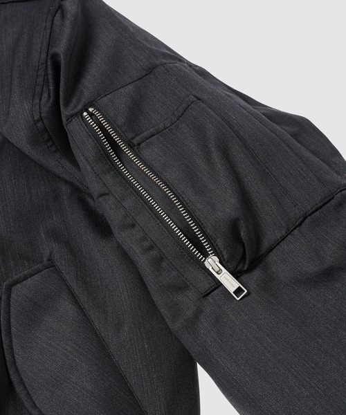 entire studios（エンタイアスタジオ）の「CROPPED BROAD BOMBER SUITING（ブルゾン・メンズ・グレー・M）」の3枚目の写真