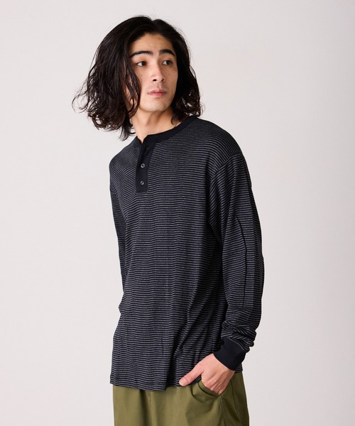 MILLER（ミラー）の「R.P.miller/ミラー パネルリブ CF ヘンリーネック 長袖カットソー H/N（Tシャツ/カットソー・レディース・ホワイト/ブラック/グレー/ホワイト系/ブラック系・LL/L/M）」の2枚目の写真