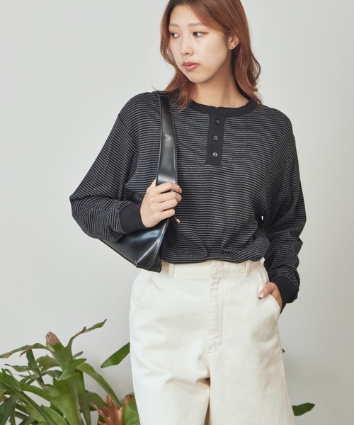 MILLER（ミラー）の「R.P.miller/ミラー パネルリブ CF ヘンリーネック 長袖カットソー H/N（Tシャツ/カットソー・レディース・ホワイト/ブラック/グレー/ホワイト系/ブラック系・LL/L/M）」の22枚目の写真