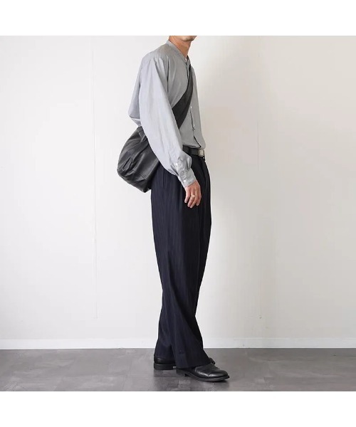 bukht（ブフト）の「BUKHT ブフト / LEATHER NEWS PAPER BAG MEDIUM（ショルダーバッグ・メンズ・ブラック・FREE）」の10枚目の写真