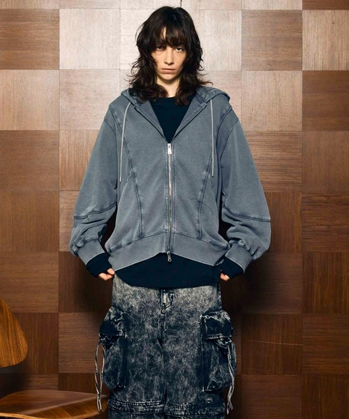 MAISON SPECIAL(メゾンスペシャル)の「《UNISEX》Piping Switching Prime-Over Pigment-dye ZIP Hoodie/パイピング切り替えプライムオーバーピグメントダイジップフーディー【MAISON SPECIAL/メゾンスペシャル】(パーカー・メンズ・ピンク/ブルー/グレー/ブラック・1/2/0)」の6枚目の写真