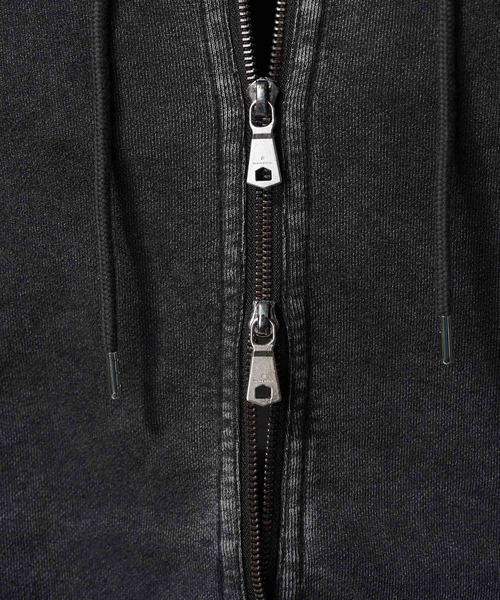 MAISON SPECIAL(メゾンスペシャル)の「《UNISEX》Piping Switching Prime-Over Pigment-dye ZIP Hoodie/パイピング切り替えプライムオーバーピグメントダイジップフーディー【MAISON SPECIAL/メゾンスペシャル】(パーカー・メンズ・ピンク/ブルー/グレー/ブラック・1/2/0)」の18枚目の写真