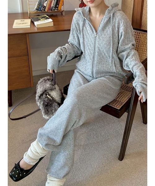 LILY BROWN（リリーブラウン）の「ニットリラックスパンツ（その他パンツ・レディース・ホワイト/ピンク/グレー・F）」の3枚目の写真