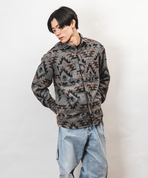 garsonwave(ギャルソンウェーブ)の「Healthknit Product ヘルスニットプロダクト コヨーテ 刺繍 オルテガ柄 シャツ(GW)(シャツ/ブラウス・メンズ・ブラック/ホワイト・XL/L/M)」の13枚目の写真