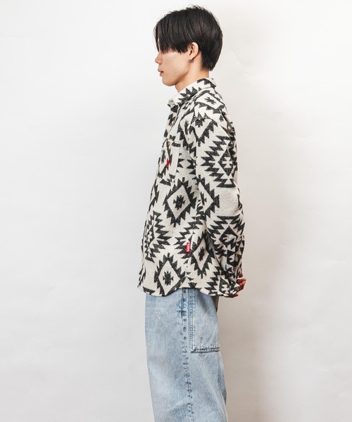 garsonwave(ギャルソンウェーブ)の「Healthknit Product ヘルスニットプロダクト コヨーテ 刺繍 オルテガ柄 シャツ(GW)(シャツ/ブラウス・メンズ・ブラック/ホワイト・XL/L/M)」の6枚目の写真