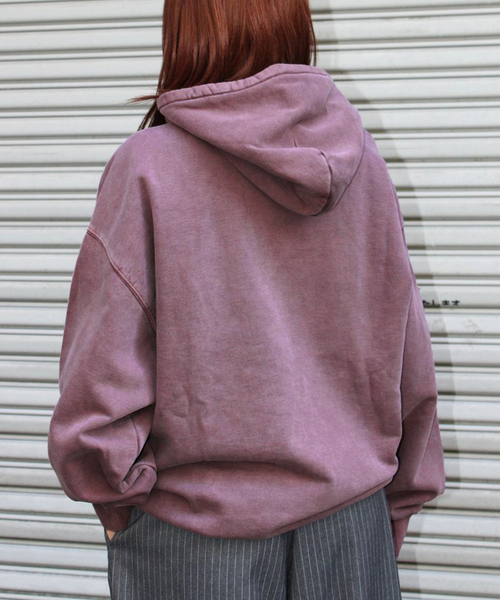 Carhartt WIP(カーハートダブリューアイピー)の「CARHARTT WIP / カーハート ダブリューアイピー HOODED VISTA SWEATSHIRT(パーカー・メンズ・ブラック/パープル系その他・MEDIUM/LARGE/X-LARGE)」の3枚目の写真