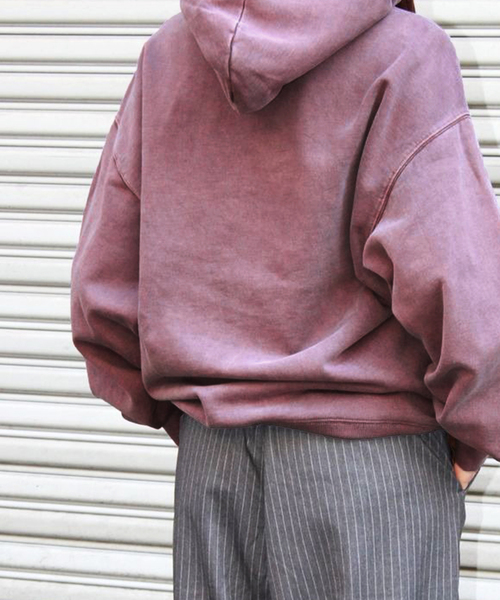 Carhartt WIP(カーハートダブリューアイピー)の「CARHARTT WIP / カーハート ダブリューアイピー HOODED VISTA SWEATSHIRT(パーカー・メンズ・ブラック/パープル系その他・MEDIUM/LARGE/X-LARGE)」の4枚目の写真