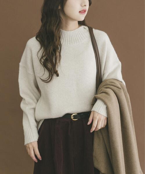 ITEMS URBANRESEARCH（アイテムズ アーバンリサーチ）の「ハイネックメランジニット（ニット/セーター・レディース・オフホワイト/チャコールグレー/ライトグレー/イエロー/グレー系その他・FREE）」の8枚目の写真