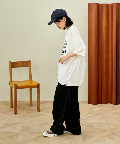 FREAK'S STORE(フリークスストア)の「Barbour x Levi's/バブアー × リーバイス Levi's × Barbour Graphic T-shirt/リーバイス × バブアー グラフィック Tシャツ/プリントTシャツ(Tシャツ/カットソー・レディース・オリーブ/ホワイト・X-SMALL/SMALL)」の5枚目の写真