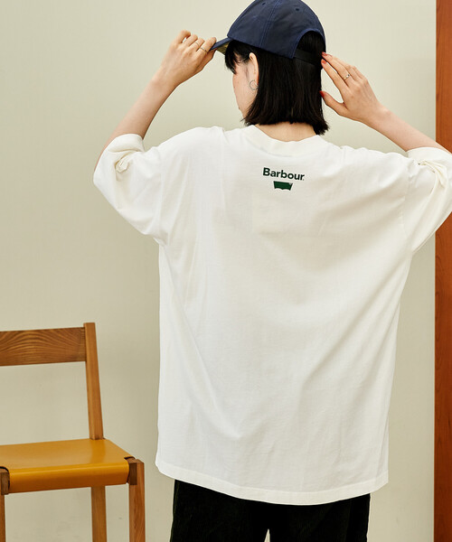 FREAK'S STORE(フリークスストア)の「Barbour x Levi's/バブアー × リーバイス Levi's × Barbour Graphic T-shirt/リーバイス × バブアー グラフィック Tシャツ/プリントTシャツ(Tシャツ/カットソー・レディース・オリーブ/ホワイト・X-SMALL/SMALL)」の10枚目の写真