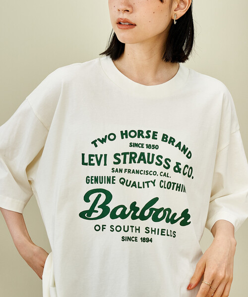 FREAK'S STORE(フリークスストア)の「Barbour x Levi's/バブアー × リーバイス Levi's × Barbour Graphic T-shirt/リーバイス × バブアー グラフィック Tシャツ/プリントTシャツ(Tシャツ/カットソー・レディース・オリーブ/ホワイト・X-SMALL/SMALL)」の12枚目の写真