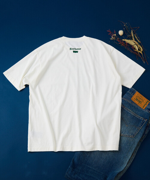 FREAK'S STORE(フリークスストア)の「Barbour x Levi's/バブアー × リーバイス Levi's × Barbour Graphic T-shirt/リーバイス × バブアー グラフィック Tシャツ/プリントTシャツ(Tシャツ/カットソー・レディース・オリーブ/ホワイト・X-SMALL/SMALL)」の19枚目の写真