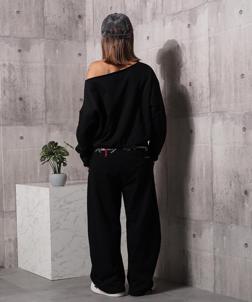 #MEMORY（メモリー）の「【MEMORY】［セットアップ可能］レタリングハート ワンショルダー スウェット / Lettering Heart One-Shoulder Sweatshirt（スウェット・レディース・グレー/ブラック・FREE）」の12枚目の写真