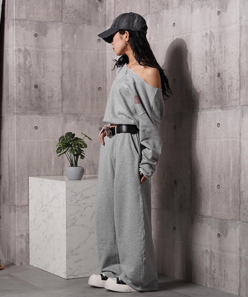 #MEMORY（メモリー）の「【MEMORY】［セットアップ可能］レタリングハート ワンショルダー スウェット / Lettering Heart One-Shoulder Sweatshirt（スウェット・レディース・グレー/ブラック・FREE）」の17枚目の写真
