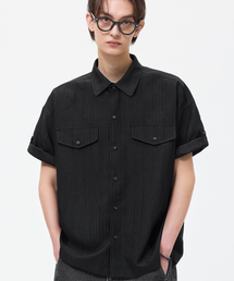 TRILLION（トリリオン）の「Herringbone Overfit Roll-up Half Shirt_Black（シャツ/ブラウス）」