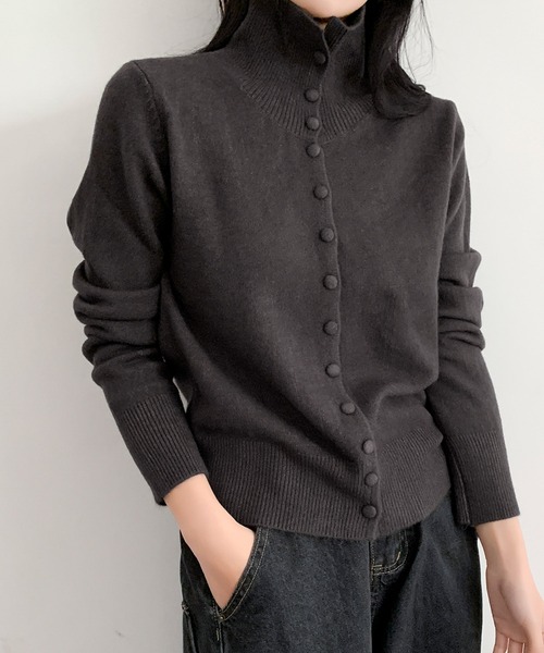 LOWO（ロワ）の「ハイネック ニットカーディガン 長袖 トップス 秋冬 キレイめ 秋（カーディガン/ボレロ・レディース・チャコールグレー/ベージュ/ライトグレー/ブラウン/ブラック・FREE）」の6枚目の写真