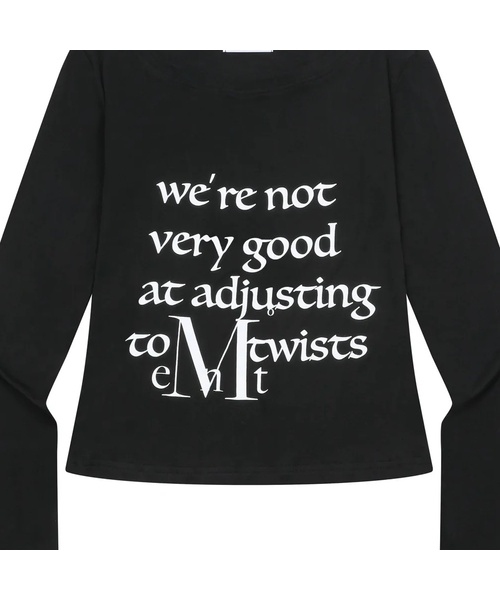 MUCENT(ムセント)の「マサカレタリングUネックロングスリーブTシャツ(2カラー)(Tシャツ/カットソー・レディース・ブラック/チャコール・FREE)」の1枚目の写真