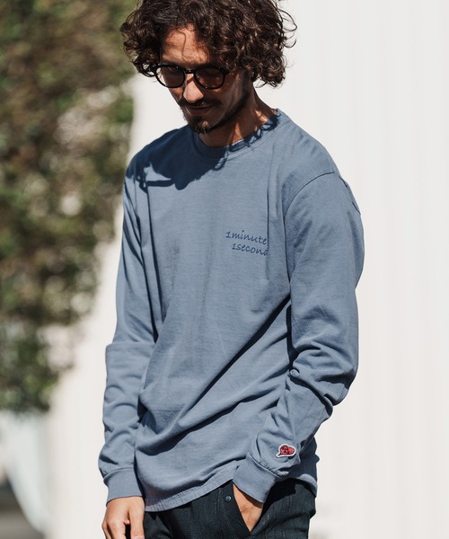 1minute 1second（ワンミニットワンセカンド）の「mlt5503-cursive embroidery pigment long sleeve cut&sewn ロングスリーブTシャツ(1M26H330)（Tシャツ/カットソー・メンズ・ブラック/ネイビー/ホワイト・XL/L/M/S）」の4枚目の写真