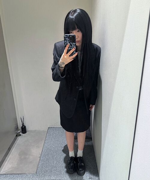 INSILENCE WOMEN(インサイレンスウーマン)の「オーバーサイズウールブレザーCHARCOAL(テーラードジャケット・レディース・その他・MEDIUM/X-SMALL/SMALL)」の9枚目の写真